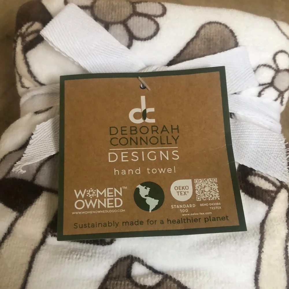 Mushroom Hand Towels Set of 2 🍄 Deborah Connolly Designs Mushroom 🍄 NWT
